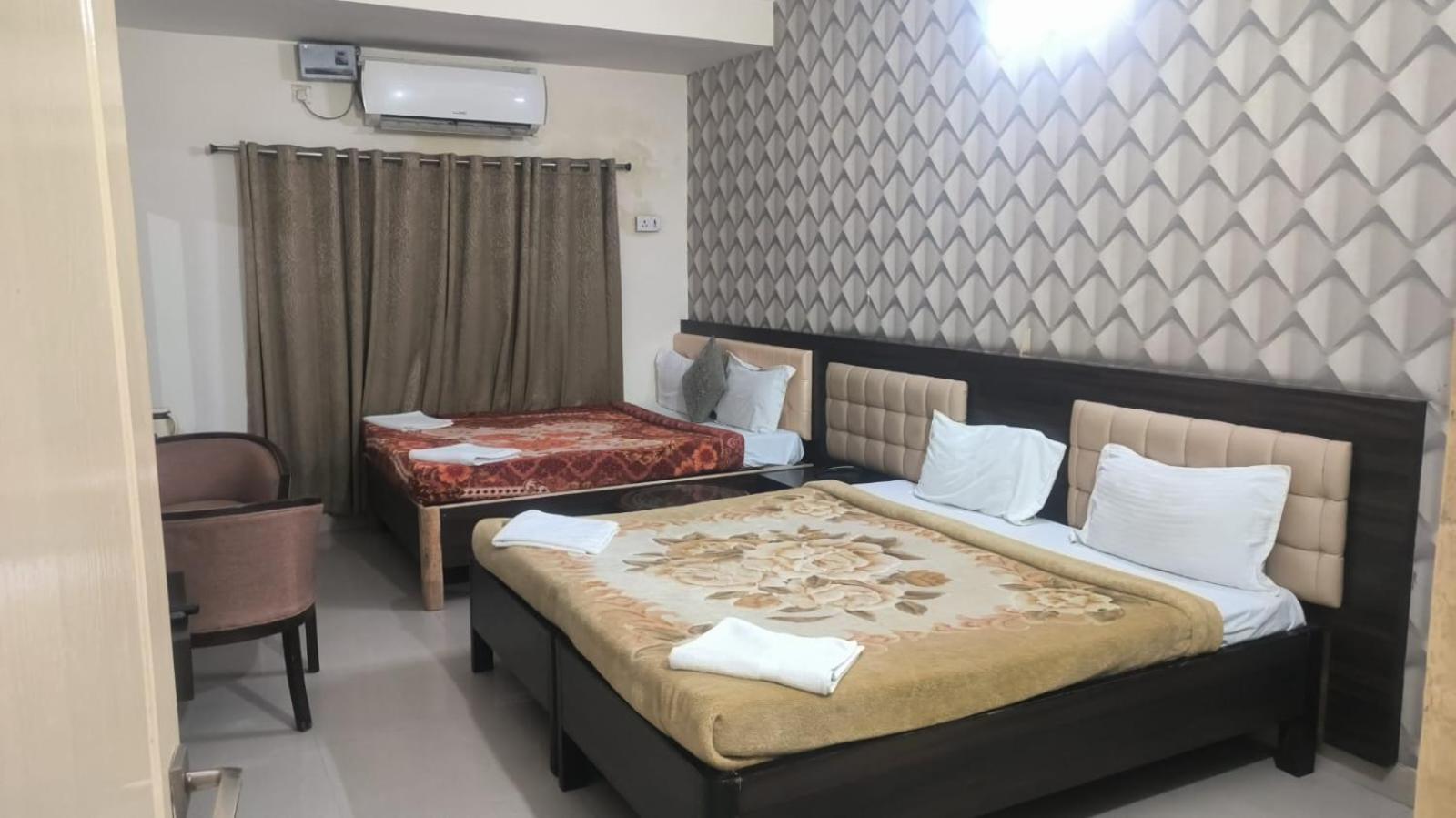 Ganga Darshanam Guesthouse At Dashashwamedh Ghat, Varanasi